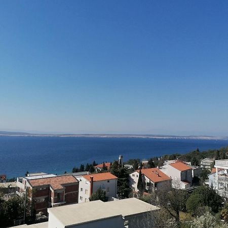 Apartments Olgi - Free Parking Crikvenica Exterior photo